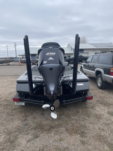 *INCOMING* 2019 SKEETER FX20 full