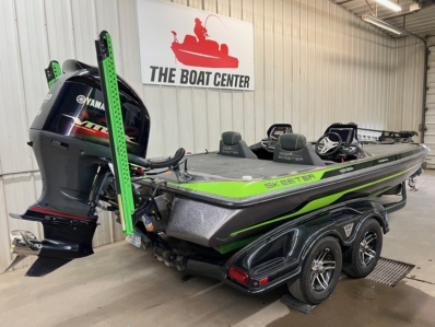 2017 SKEETER FX-20