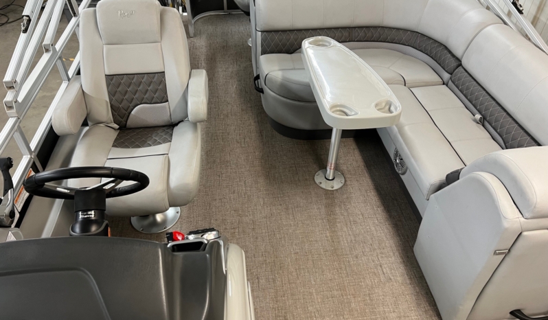 2021 RANGER RP223C PONTOON full