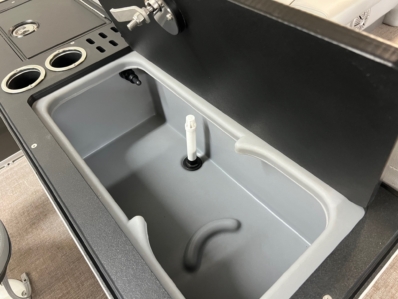 2021 RANGER RP223C PONTOON full