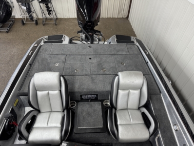 2025 PHOENIX 819 ZXL full