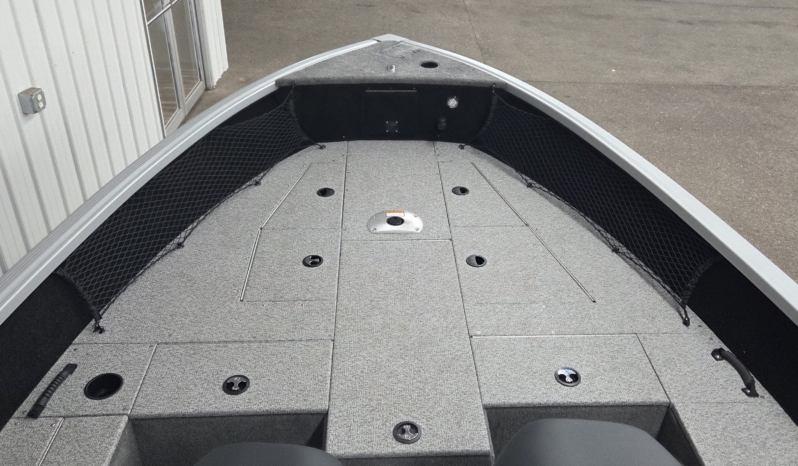 2023 ALUMACRAFT 185 COMPETITOR full