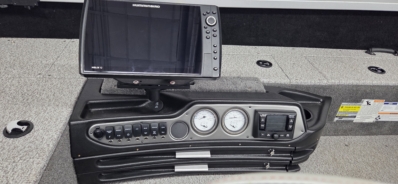 2023 ALUMACRAFT 185 COMPETITOR full