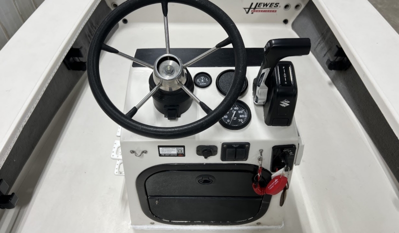 1999 HEWES BONEFISHER full