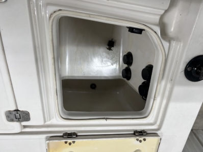 1999 HEWES BONEFISHER full