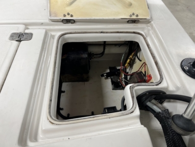 1999 HEWES BONEFISHER full