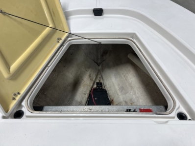 1999 HEWES BONEFISHER full