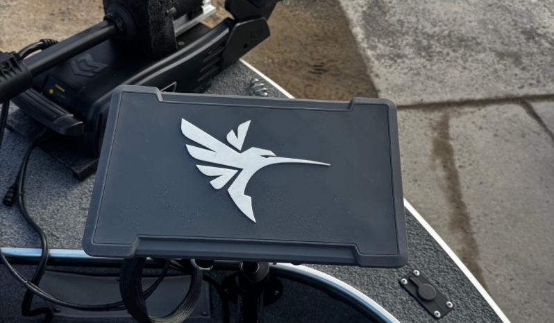 CUSTOM RIGGED ALUMACRAFT full