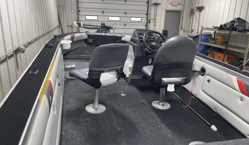 *INCOMING* 1992 ALUMACRAFT TROPHY full