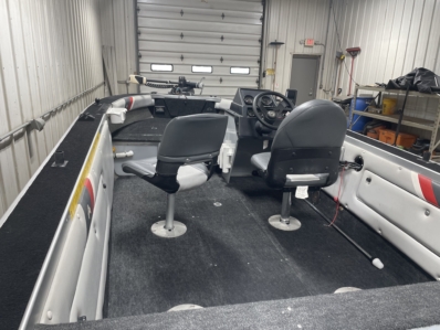 1990 ALUMACRAFT TROPHY 170