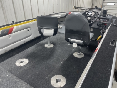 *INCOMING* 1992 ALUMACRAFT TROPHY full