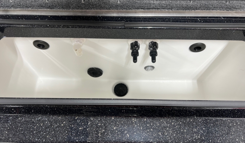 2026 SKEETER WXR1910F full