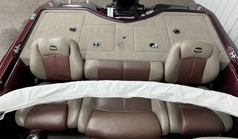 2009 TRITON 188-SF full