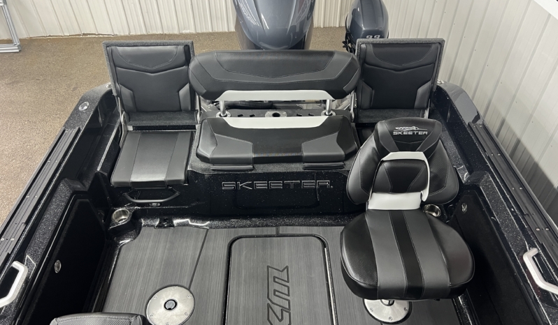 2025 SKEETER WXR2060F full