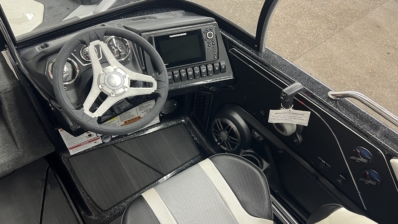 2025 SKEETER SOLERA 189 full