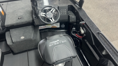 2026 SKEETER WXR1910F full