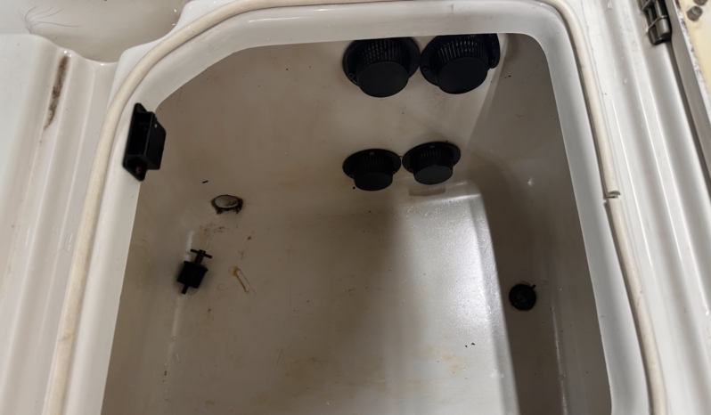 1999 HEWES BONEFISHER full