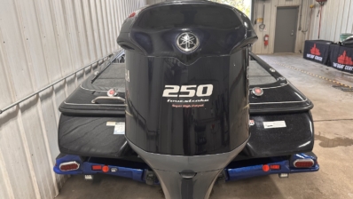 2014 SKEETER FX20