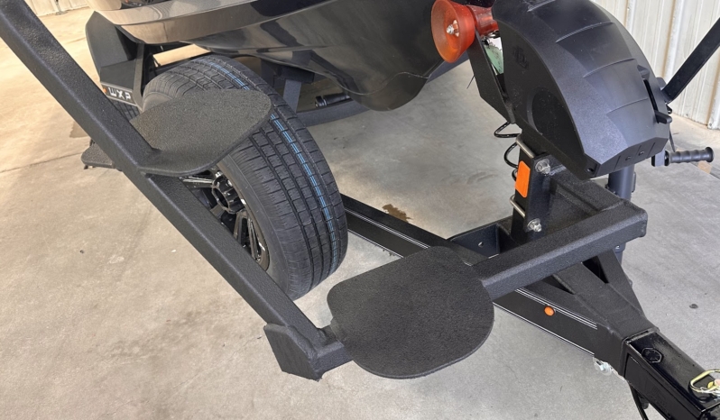 2026 SKEETER WXR1910F full
