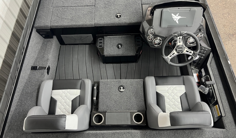 2027 VEXUS AVX1880 full