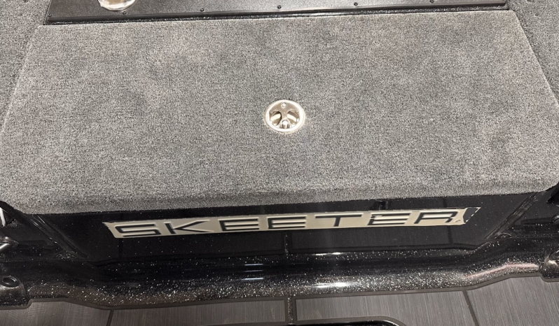 2027 SKEETER WXR2060F full