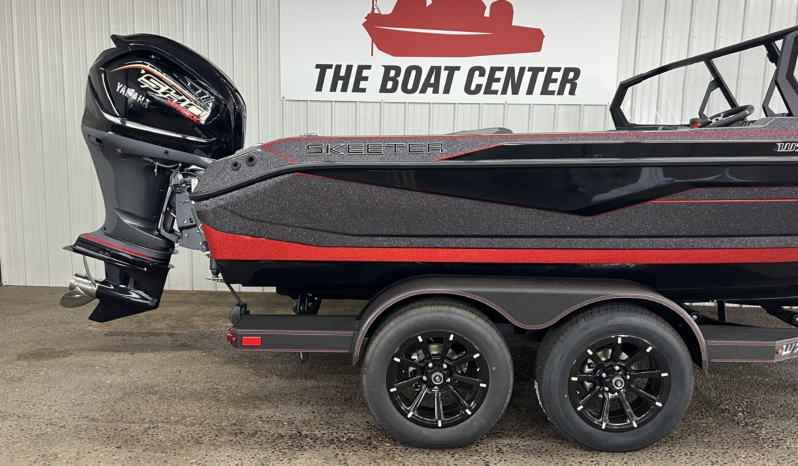 2027 SKEETER WXR1910F full