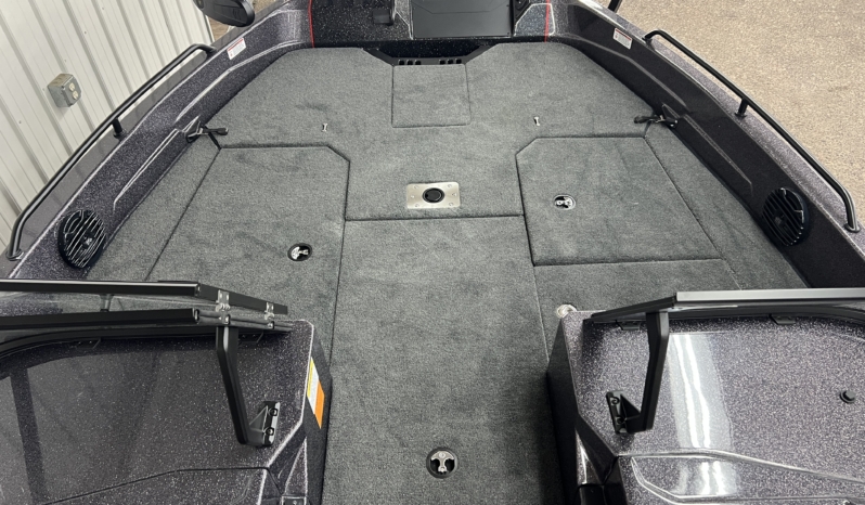 2027 SKEETER WXR1910F full