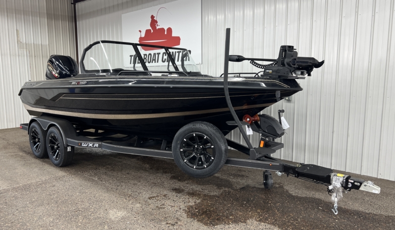 2027 SKEETER WXR1910F full
