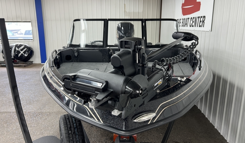 2027 SKEETER WXR1910F full