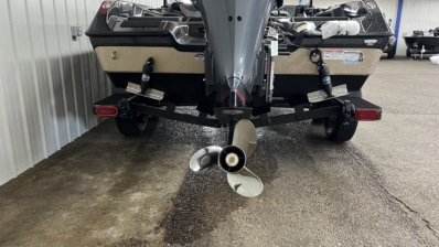 2027 SKEETER WXR1910F full