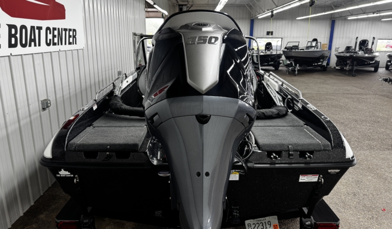 2025 SKEETER SOLERA 205 full