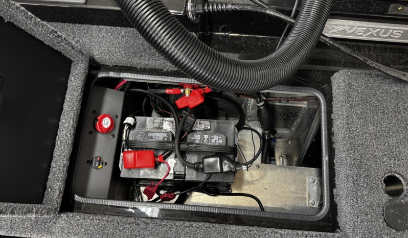 2027 VEXUS AVX1985S full