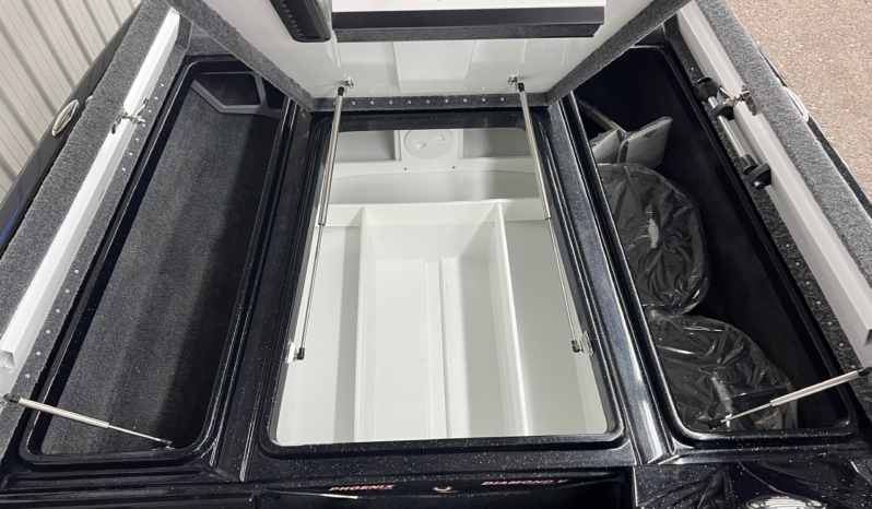 2027 PHOENIX 720 ZXL full