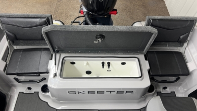 2027 SKEETER WXR1910F full