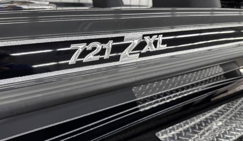 2027 PHOENIX 721 ZXL full