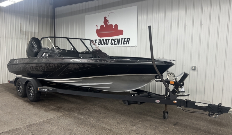 2025 FINVAL 685 FISH PRO full