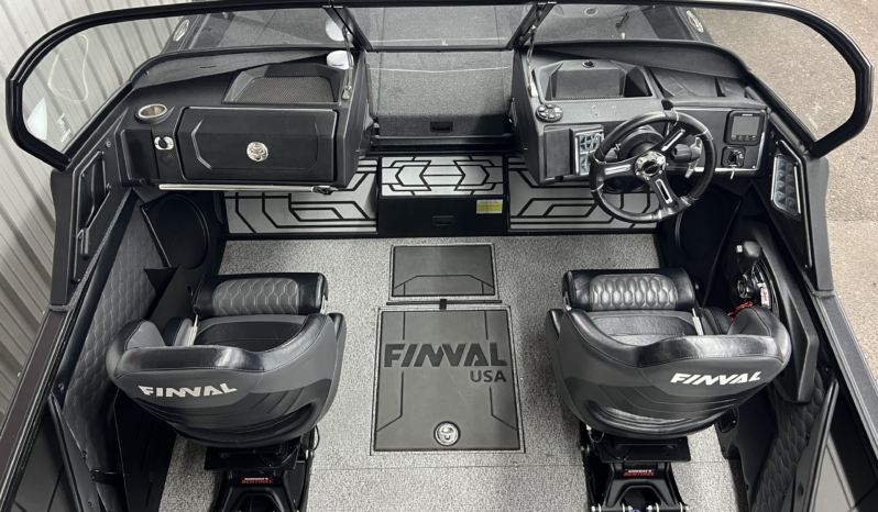 2025 FINVAL 685 FISH PRO full