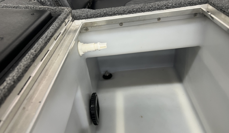 2025 FINVAL 685 FISH PRO full